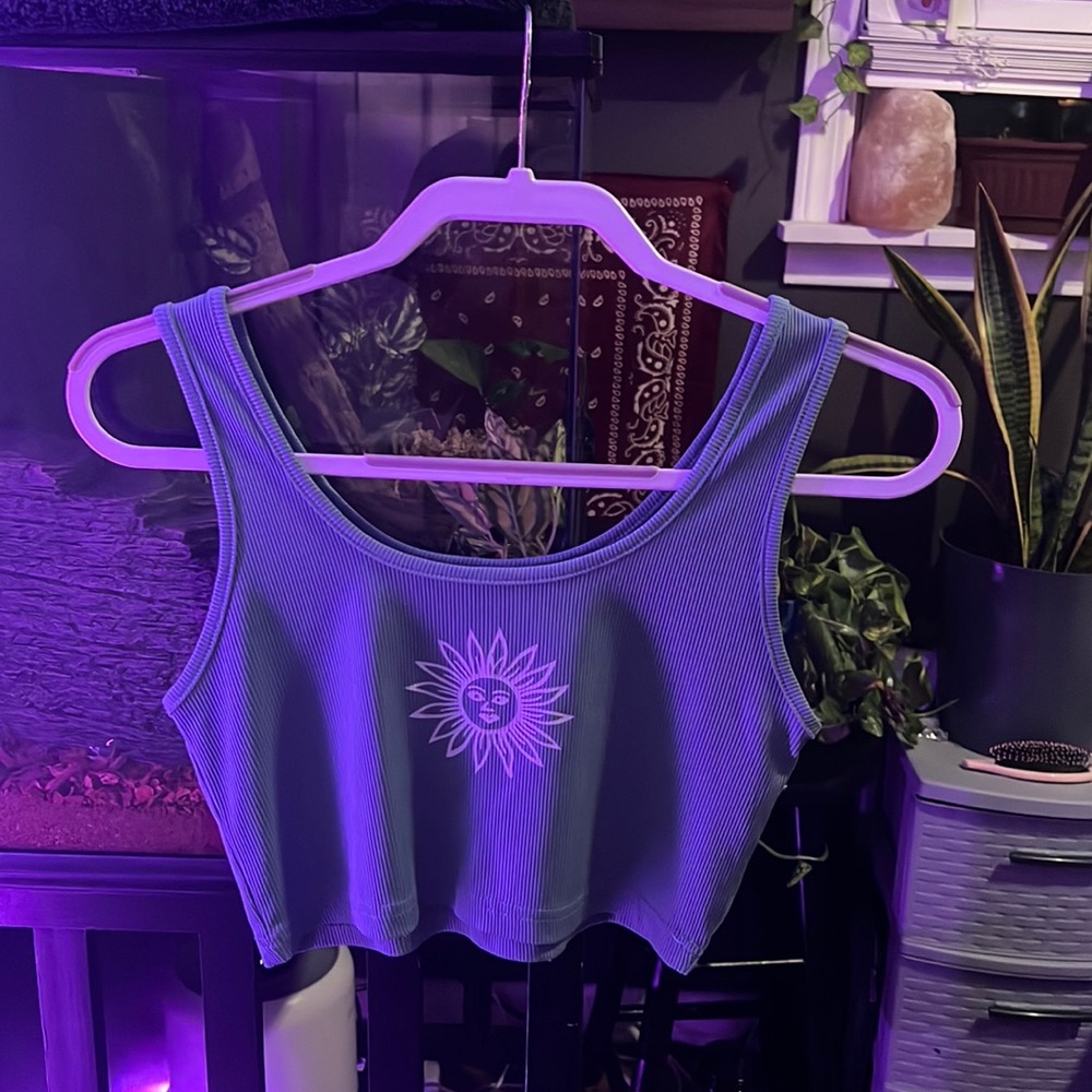 blue crop top with sun on it,shein,small